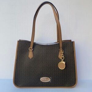 New GUESS Women's tote